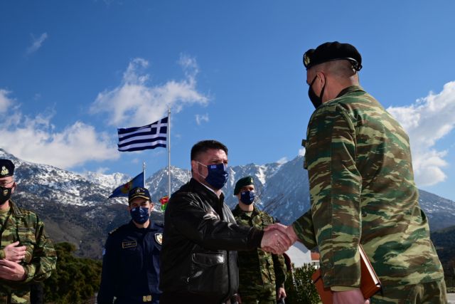 Νίκος Χαρδαλιάς: Ολοκλήρωσε την περιοδεία του σε σχηματισμούς των Ενόπλων Δυνάμεων σε 17 ακριτικά νησιά του Αιγαίου