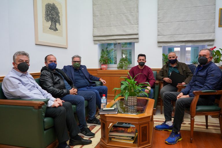 Στον Περιφερειάρχη ο Δήμαρχος Αγίου Νικολάου και αντιπροσωπεία της Ελούντας 