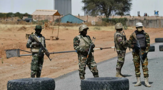 Νίγηρας: Τουλάχιστον 21 νεκροί σε επίθεση εναντίον λεωφορείου και φορτηγού