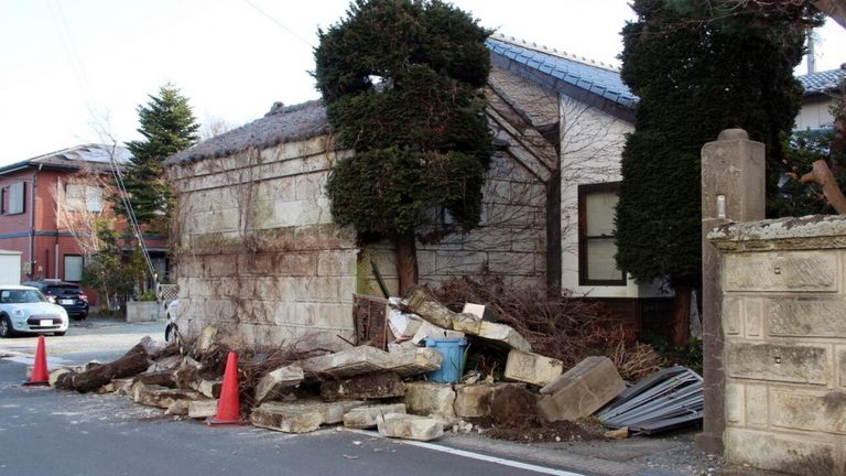 Σεισμός στην Ιαπωνία: Νεκροί, δεκάδες τραυματίες και σοβαρές ζημιές από τα 7,4 Ρίχτερ