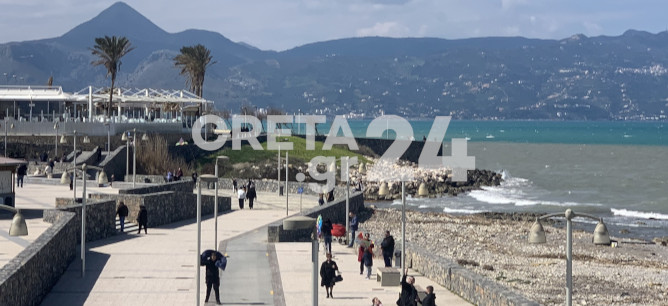 Καθαρά Δευτέρα: Πέταξαν χαρταετό στον Καράβολα οι Ηρακλειώτες