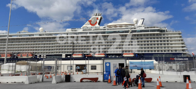 Στο Ηράκλειο το κρουαζιερόπλοιο Mein Schiff 6