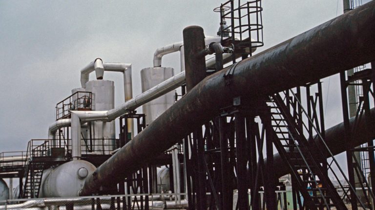 Bloomberg: Η Ε.Ε. θα μειώσει 80% τις εισαγωγές φυσικού αερίου από τη Ρωσία