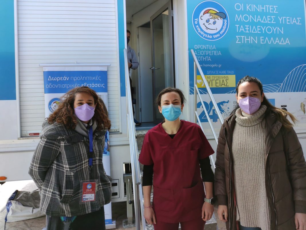 Εξετάστηκαν περισσότερα από 100 παιδιά από την Κινητή Οδοντιατρική Μονάδα από «Το Χαμόγελο του Παιδιού» στο Γάζι