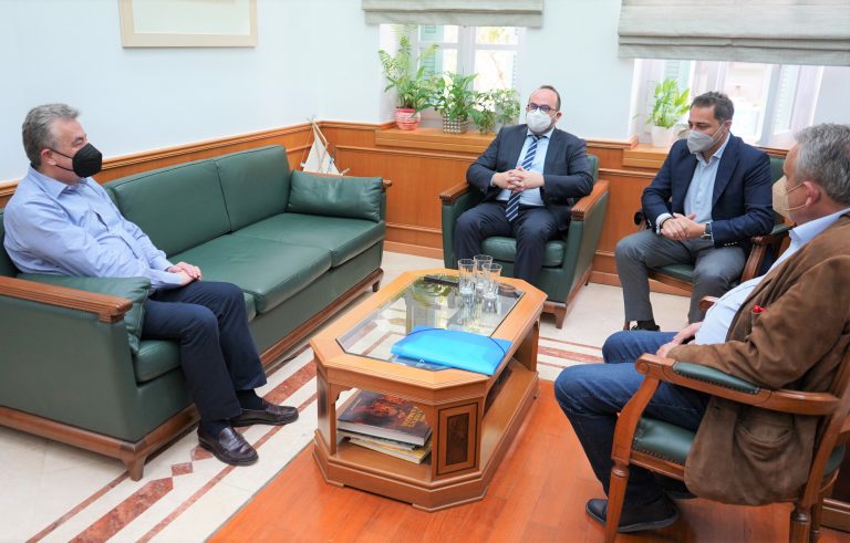 «Επί τάπητος» η επιτάχυνση εκταμίευσης μεταφορικού ισοδύναμου και οι Λιμενικές υποδομές