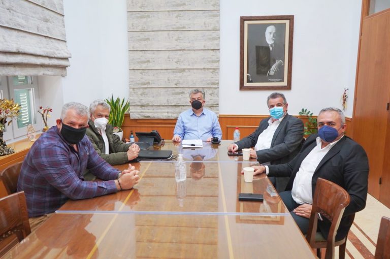 Συνάντηση Στ. Αρναουτάκη με τους Δημάρχους Φαιστού και Αγίου Βασιλείου