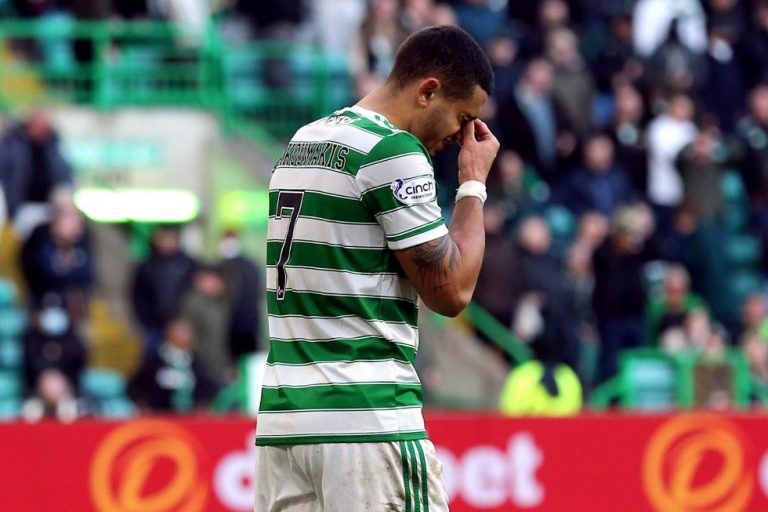 Ατυχος ο Γιακουμάκης: Σκόραρε και αποχώρησε τραυματίας