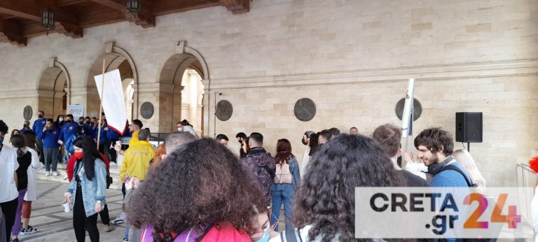 Ηράκλειο: «Επί ποδός» οι «κυνηγοί» για τον κρυμμένο θυσαυρό! (εικόνες)