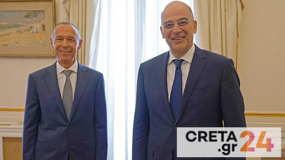 Απειλές από τη ρωσική πρεσβεία μετά την απέλαση των 12 διπλωματών: «Συγκρουσιακό βήμα, δεν θα μείνει χωρίς συνέπειες»