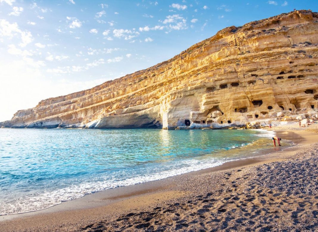 10ο Matala Beach Festival: Οι σπηλιές των Ματάλων ζωντανεύουν ξανά