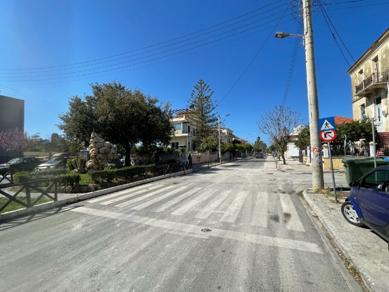 Ολοκληρώθηκαν οι εργασίες στην οδό Νεάρχου – Ξανά στην κυκλοφορία ο δρόμος