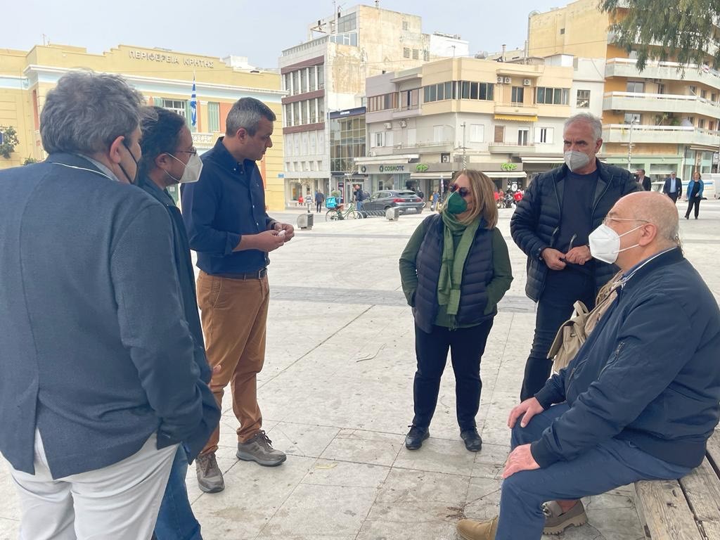 Χ. Μαμουλάκης: Διαμαρτύρονται οι ξεναγοί για την μη καταμέτρηση των ενσήμων τους