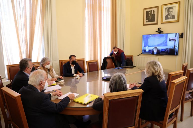 «Έπεσαν» οι υπογραφές για δύο εμβληματικά έργα στον Δήμο Ηρακλείου