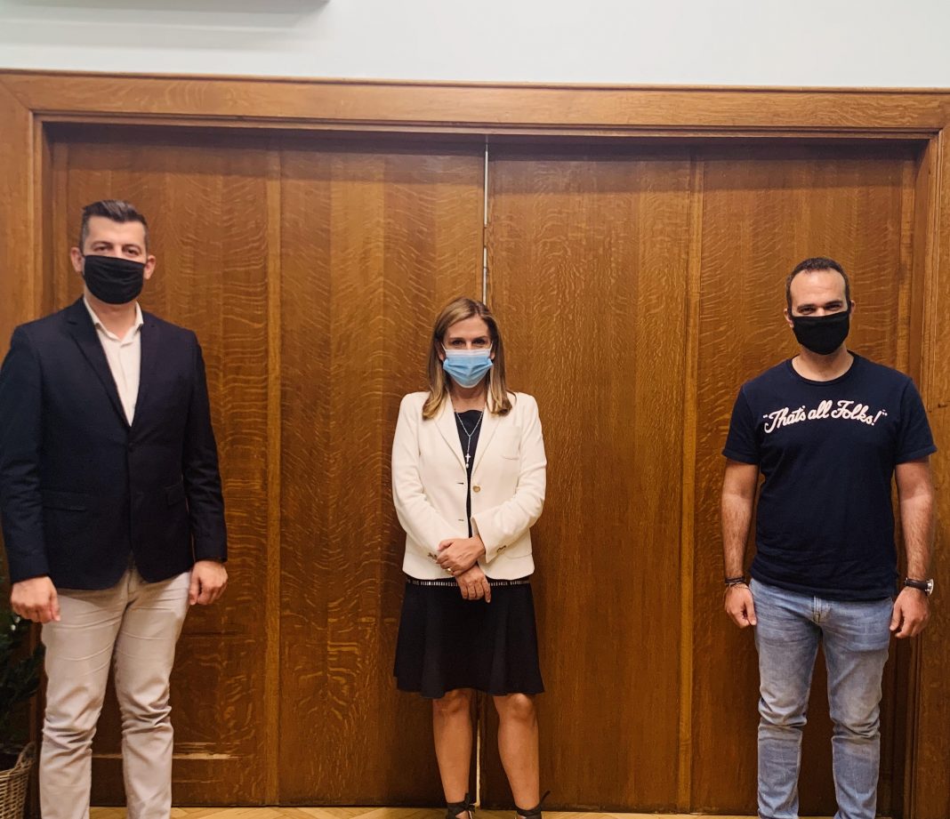 Οι αστυνομικοί το Λασιθίου ευχαριστούν την υφυπουργό για την ικανοποίηση του αιτήματός τους