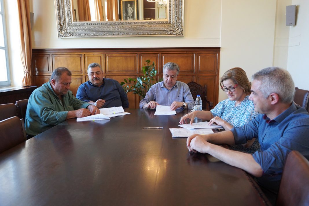 Η Περιφέρεια Κρήτης θα υλοποιήσει τα έργα των αποκαταστάσεων από τις θεομηνίες στο Δήμο Κισάμου 
