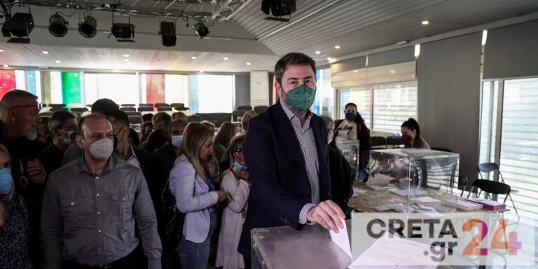 Έσπασε το φράγμα των 100.000 η συμμετοχή στις εκλογές ΚΙΝΑΛ – Πιθανή παράταση για το κλείσιμο της κάλπης