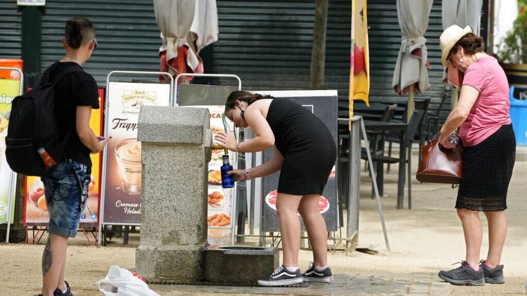 Καύσωνας στην Ευρώπη: Σε κατάσταση συναγερμού η Ισπανία, το θερμόμετρο θα ξεπεράσει τους 45 βαθμούς