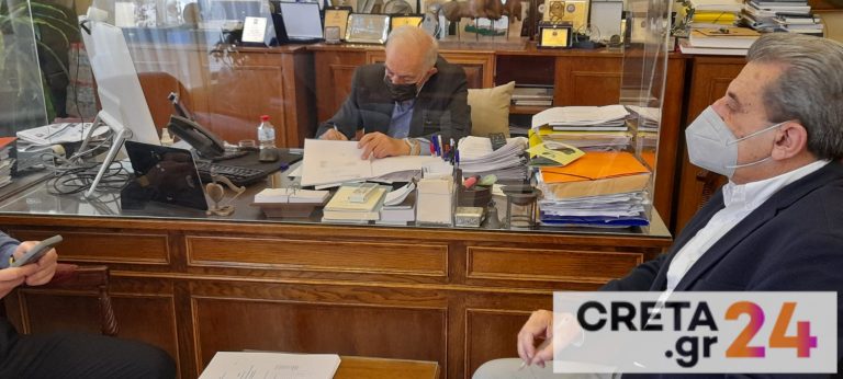 «Έπεσαν» οι υπογραφές για δύο σημαντικά έργα στο Δήμο Ηρακλείου