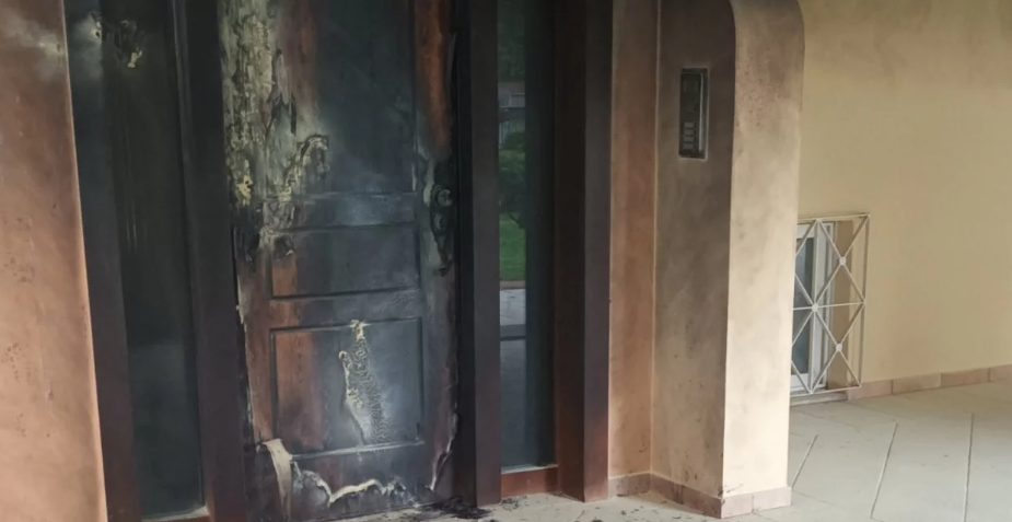 Επίθεση με γκαζάκια στο σπίτι του Αρη Πορτοσάλτε -Προκλήθηκαν υλικές ζημιές