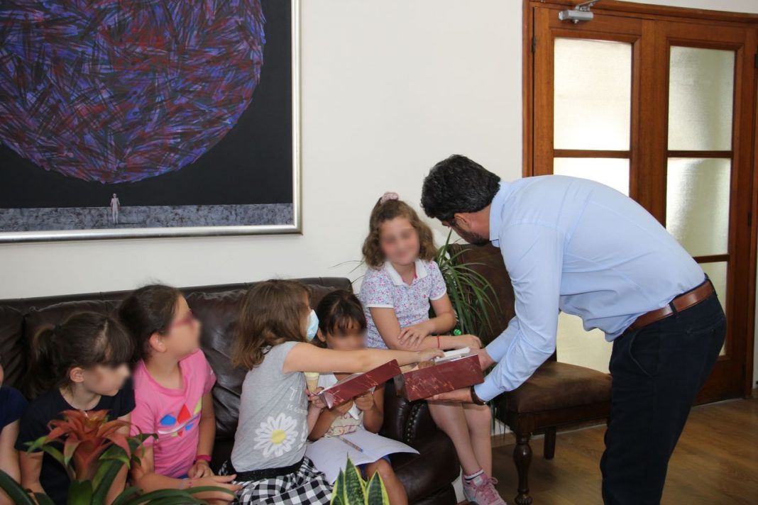 Επίσκεψη μαθητών στο Δημαρχείο Χανίων