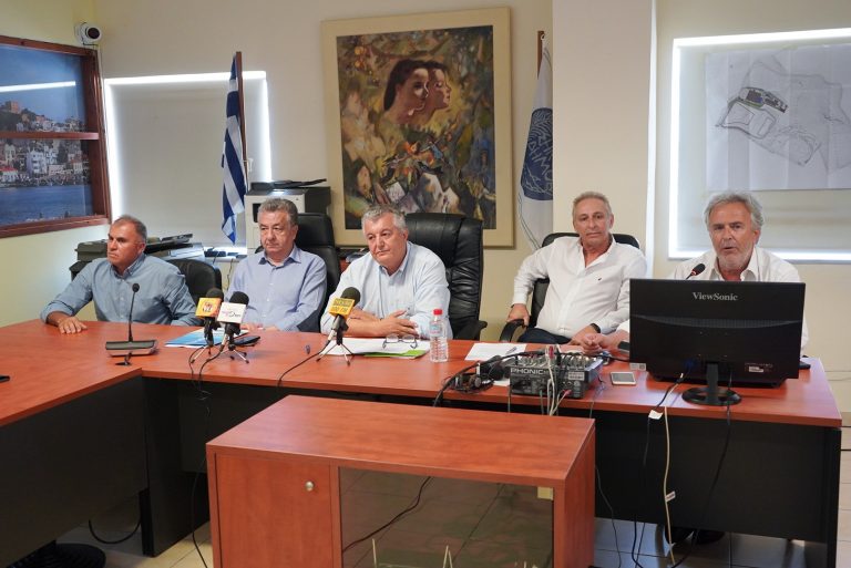 «Έπεσαν» οι υπογραφές για τη σύμβαση για τη Μονάδα Εγκατάστασης Επεξεργασίας Απορριμάτων και ΧΥΤΥ Σητείας