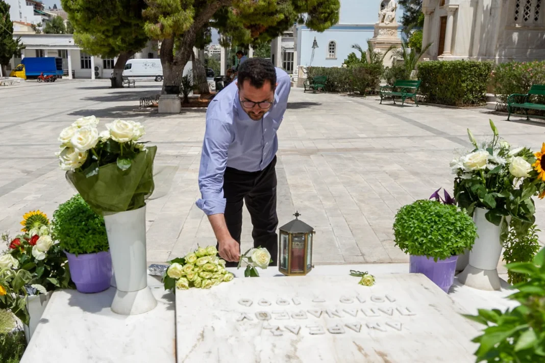 Σπυρόπουλος: Η ανεπανάληπτη κληρονομιά του Ανδρέα Παπανδρέου καθοδηγεί κάθε προσπάθεια για μια Ελλάδα δικαιοσύνης