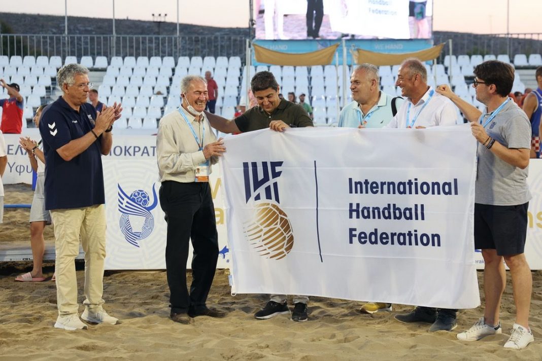 Παγκόσμιο Beach Handball: Γράφτηκε ιστορία – Ο Καρτερός ακούστηκε σε όλο τον κόσμο