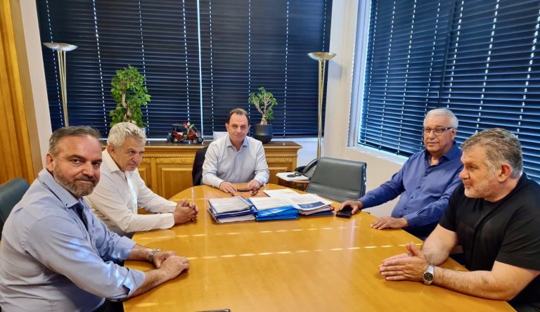 Κρήτη: Στον Γ. Γεωργαντά για το ζήτημα των εργατών γης – Η δέσμευση του υπουργού
