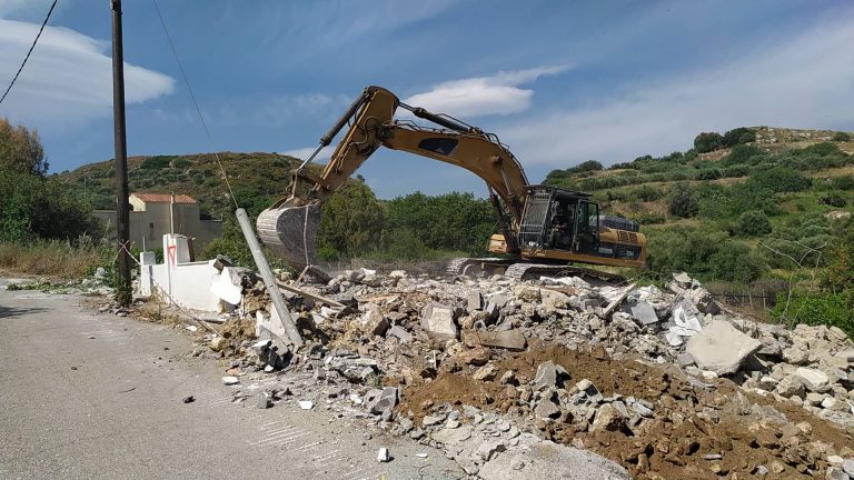 Βήμα-βήμα η επικαιροποιημένη διαδικασία κατεδάφισης ετοιμόρροπων κτισμάτων στις σεισμόπληκτες περιοχές