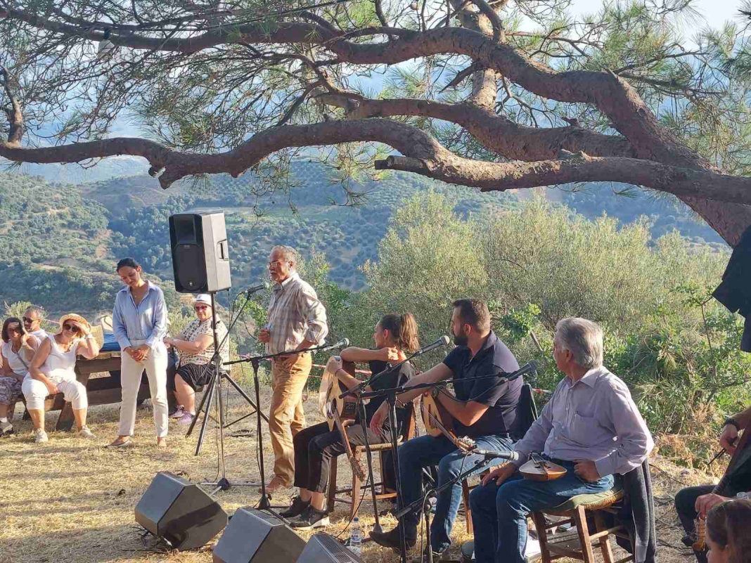 «Κορυφών Αντάμωμα»: Πεζοπορική διαδρομή και συναυλία με τον Βασίλη Σκουλά στο λόφο του Αγίου Γεωργίου