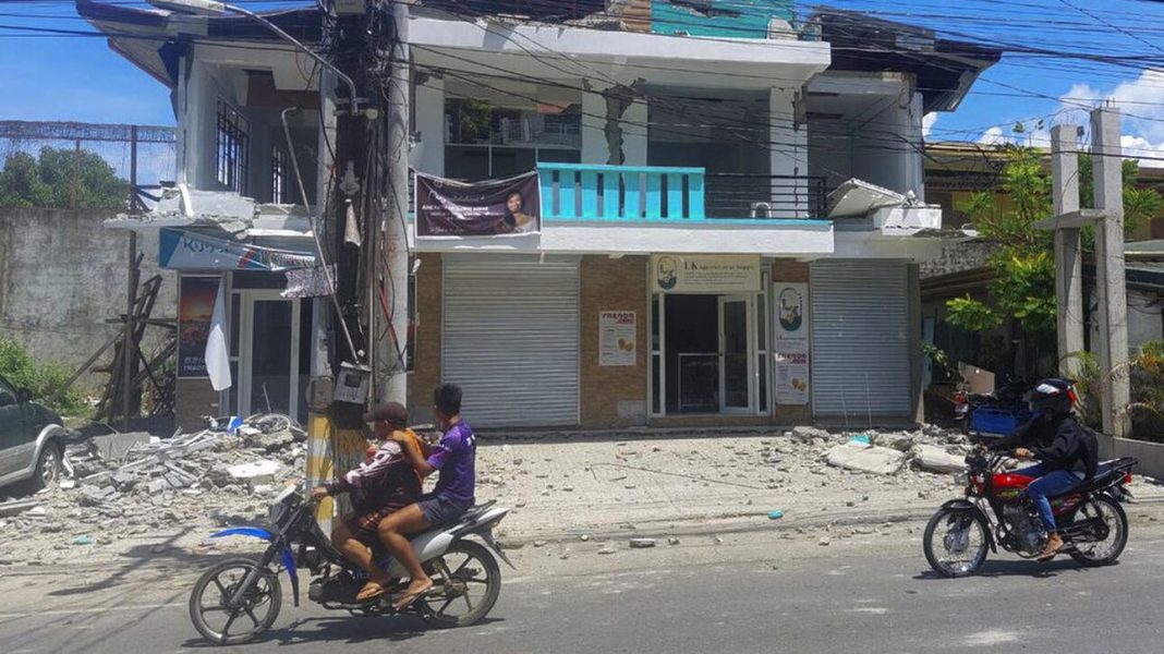 Σεισμός 7,1 Ρίχτερ στις Φιλιππίνες