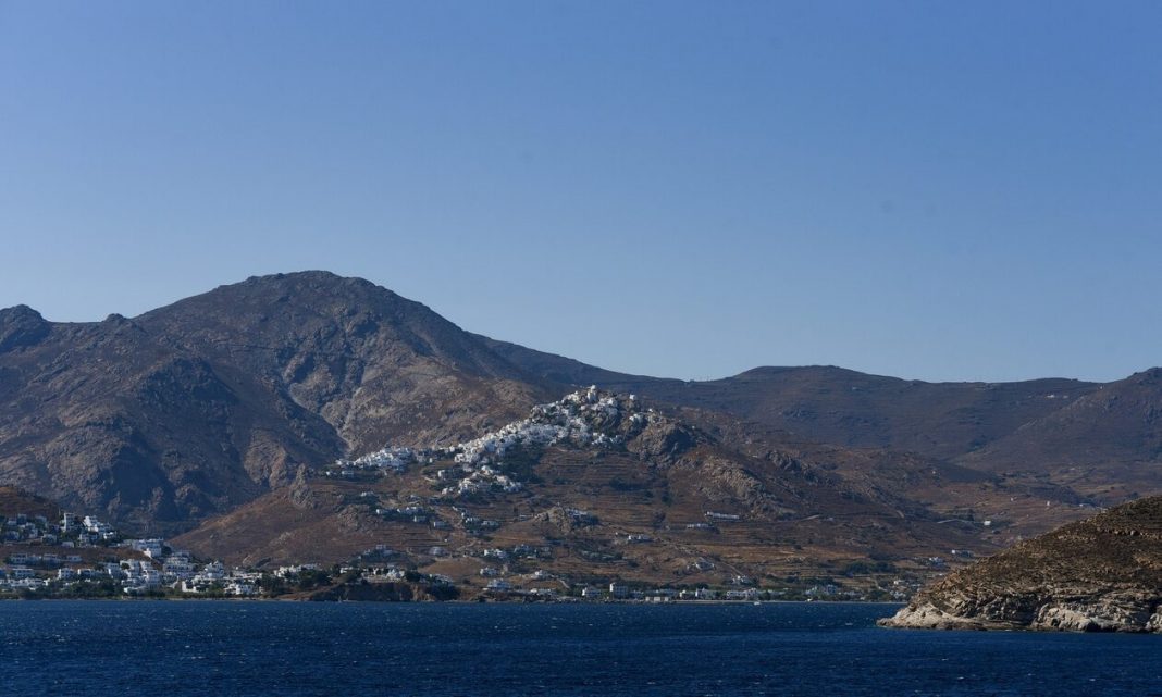 Καταγγελία βιασμού 23χρονης από Πακιστανούς σε ερημική παραλία του νησιού