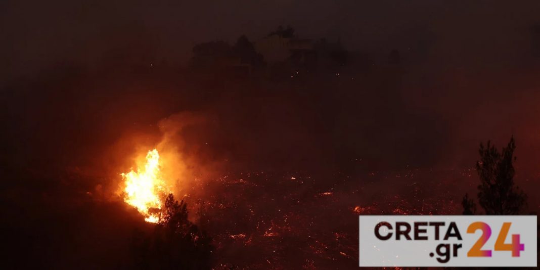 Φωτιά στην Πεντέλη: Η ΕΛ.ΑΣ. επί ποδός – Θα περιπολούν όλη νύχτα 80 αστυνομικοί για φύλαξη σπιτιών