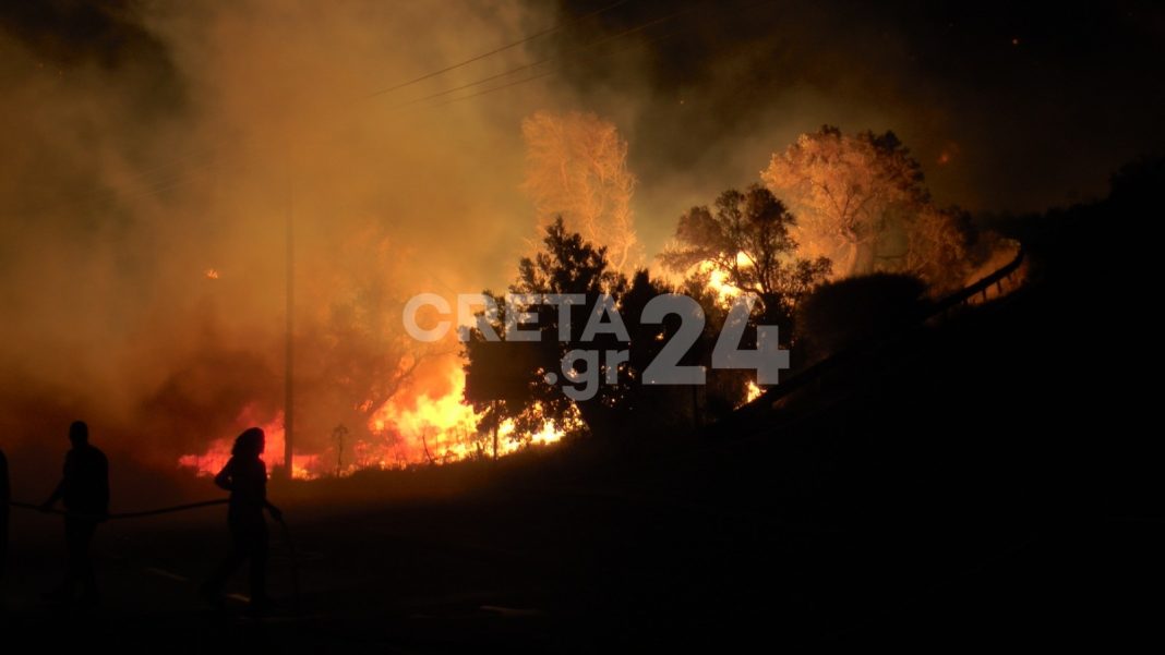 Φωτιά στο Ρέθυμνο: Εντολή για εκκένωση έξι οικισμών (εικόνες & βίντεο)