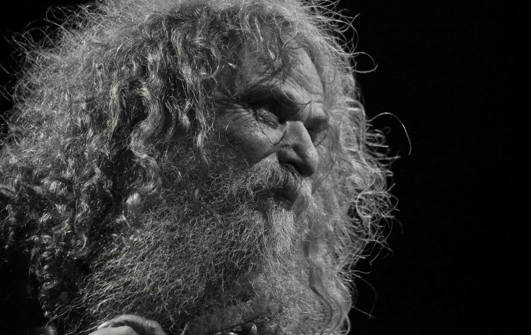 Ψαραντώνης: «Εκειά που σμίγουν οι καιροί τρέμει ο ουρανός και σείεται η γη»