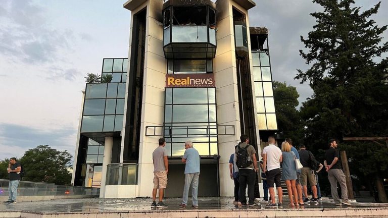 Συνελήφθη ο δράστης του εμπρησμού στα γραφεία της Real, εμπρηστική επίθεση στη Real Group