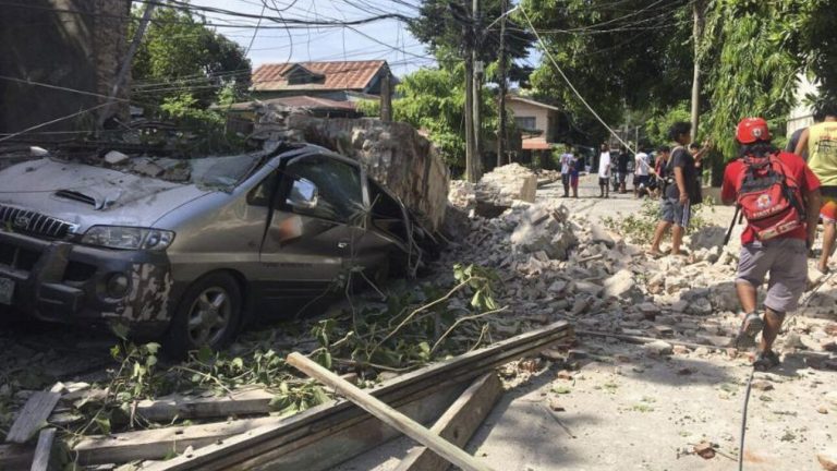 Σεισμός 7 Ρίχτερ Φιλιππίνες