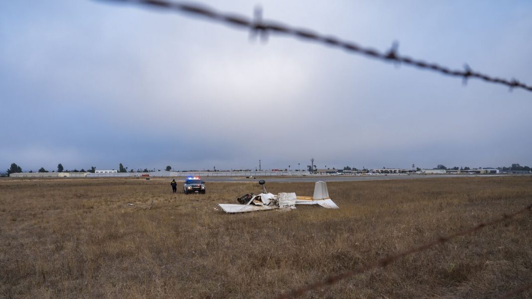 Σύγκρουση δυο μικρών αεροσκαφών σε αεροδρόμιο της Καλιφόρνιας – 3 νεκροί
