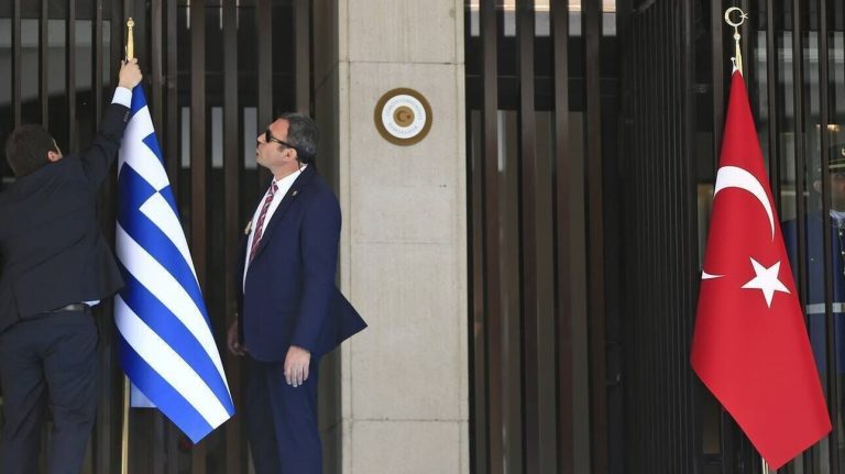 Αντιδράσεις από την Άγκυρα μετά τη ψήφιση των νομοθετικών ρυθμίσεων για τις Μουφτείες