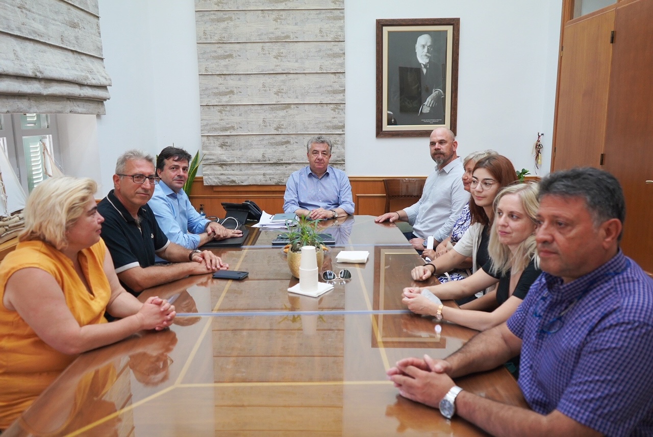 «Μια Αγκαλιά για τα Παιδιά» που φιλοξενούνται σε Δομές Παιδικής Προστασίας στην Κρήτη