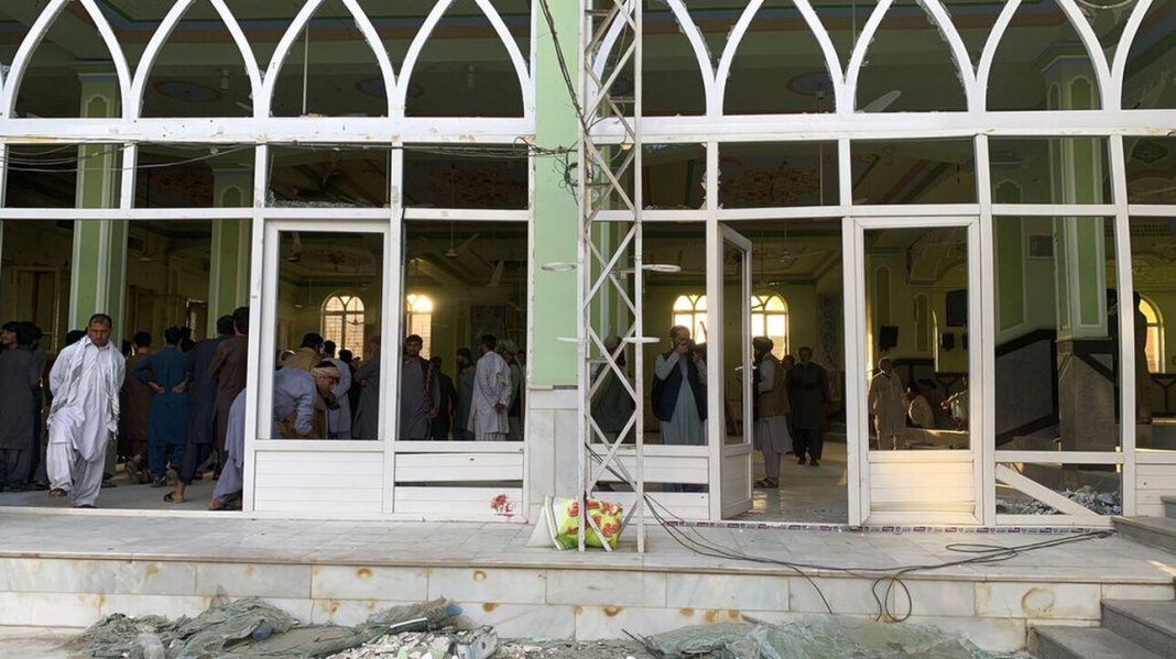 Αφγανιστάν: Έκρηξη σε τζαμί – Αρκετοί νεκροί, ανάμεσά τους και ιμάμης που στήριζε τους Ταλιμπάν