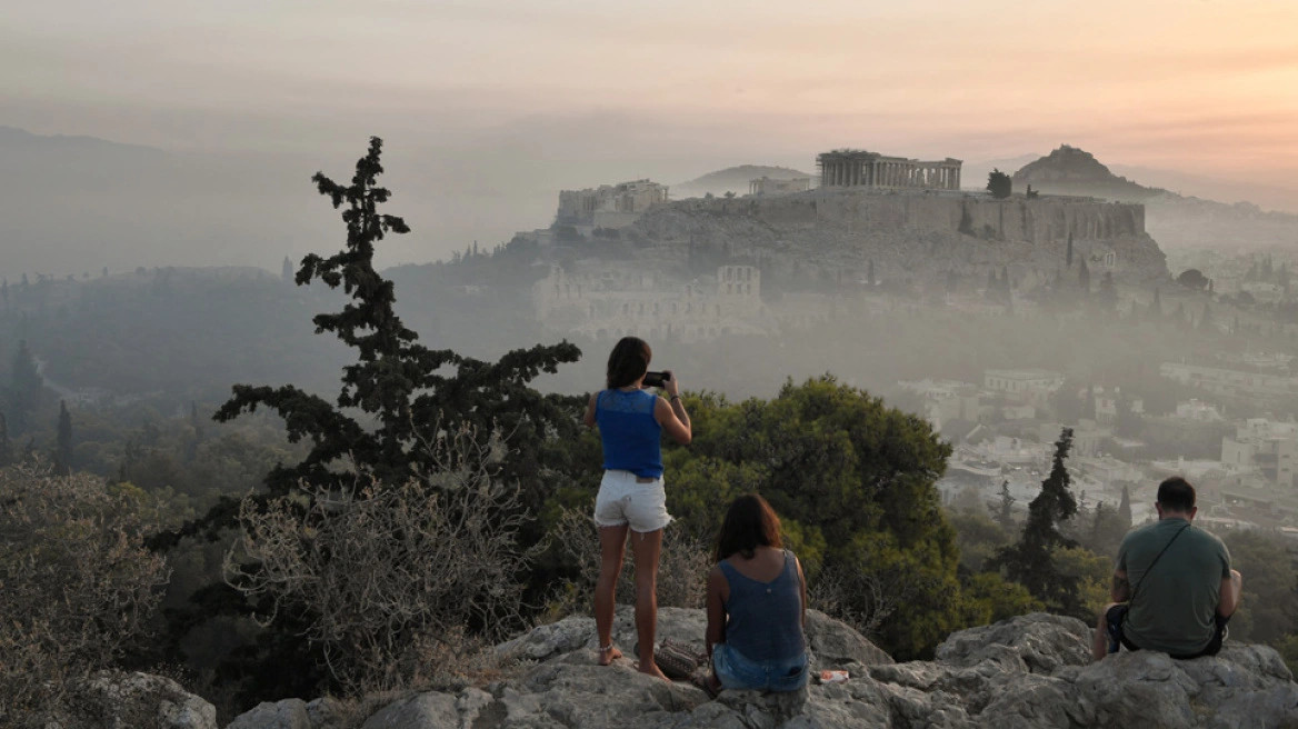 Έρευνα: Πώς το lockdown βοήθησε τον πλανήτη να «αναπνεύσει» – 41% κάτω η αιθάλη στη Nότια και Δυτική Ευρώπη