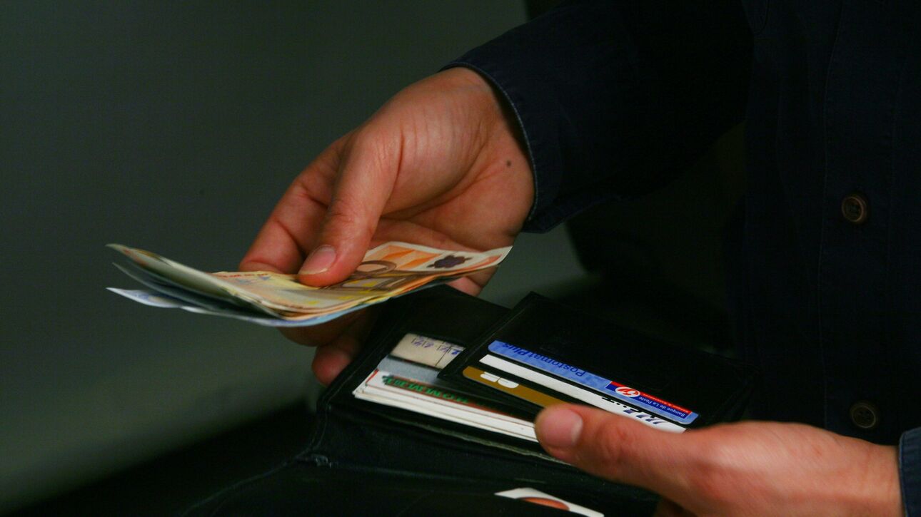 ΕΛΣΤΑΤ: Το 80% του εισοδήματος των φτωχών νοικοκυριών πηγαίνει σε ενοίκιο και τρόφιμα