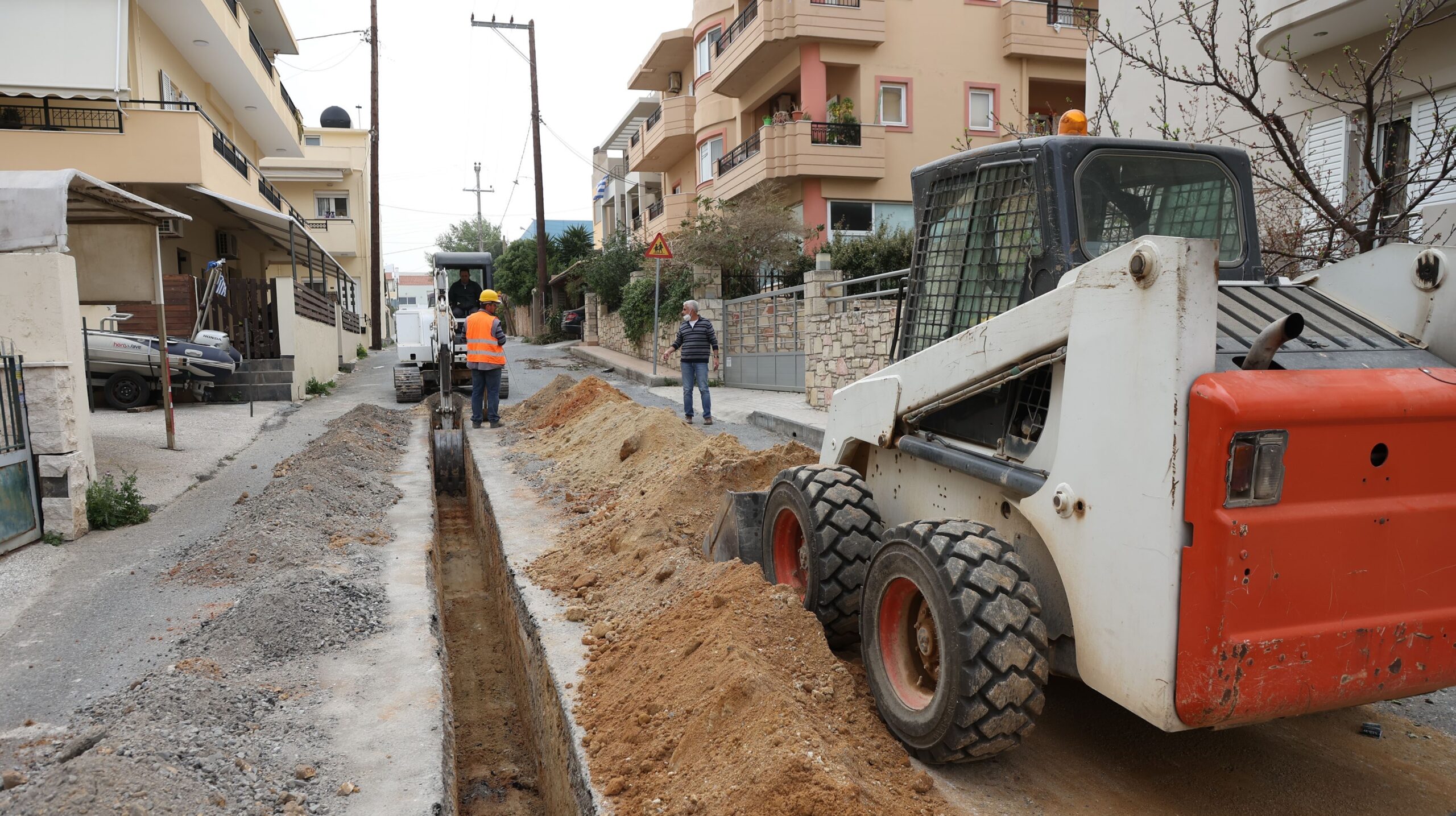 Ηράκλειο: Εργασίες από τη ΔΕΥΑΗ για την τοποθέτηση κεντρικού αγωγού ύδρευσης – Σε ποιες περιοχές