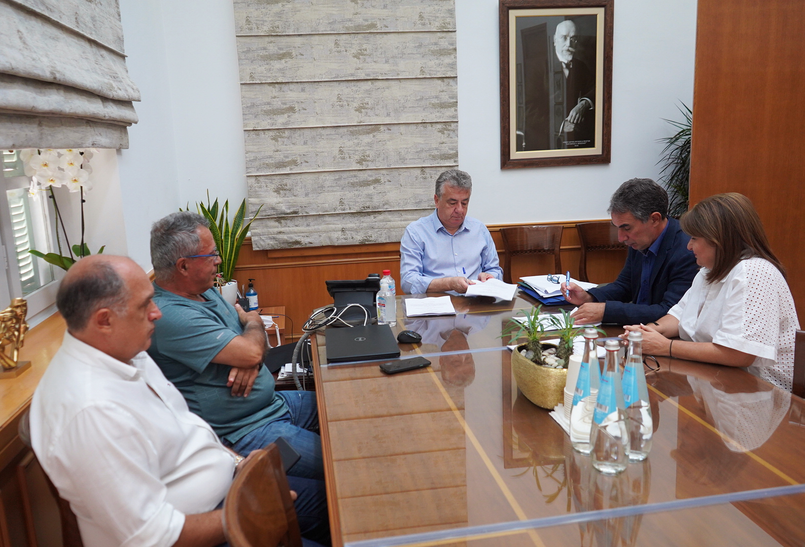 Σύμβαση Περιφέρειας Κρήτης και ΕΛΜΕΠΑ: Ερευνητικό έργο για τις συνέπειες της πανδημίας