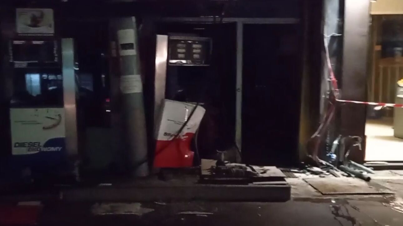 IX έπεσε πάνω σε βενζινάδικο μετά από «τρελή» πορεία