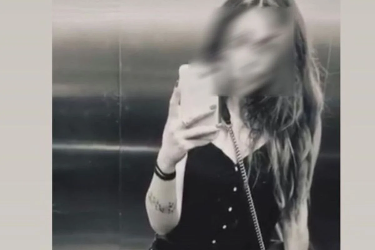 Επίθεση με καυστικό υγρό