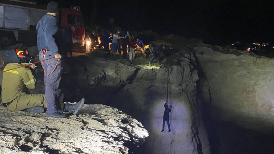 Τραγωδία με 15 νεκρούς μετανάστες – Επιχειρήσεις του Λιμενικού σε Κύθηρα και Μυτιλήνη