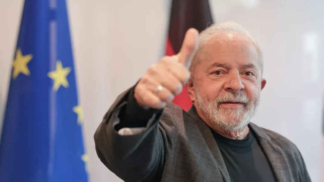 Εκλογές στη Βραζιλία: Ο Λούλα νίκησε οριακά τον Μπολσονάρου
