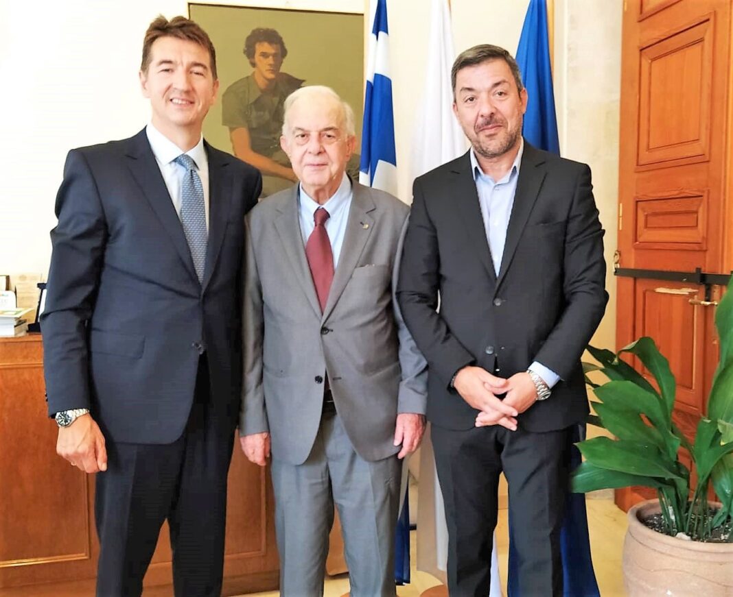 Συνάντηση Δημάρχου Ηρακλείου με τον Πρέσβη της Σερβίας στην Ελλάδα